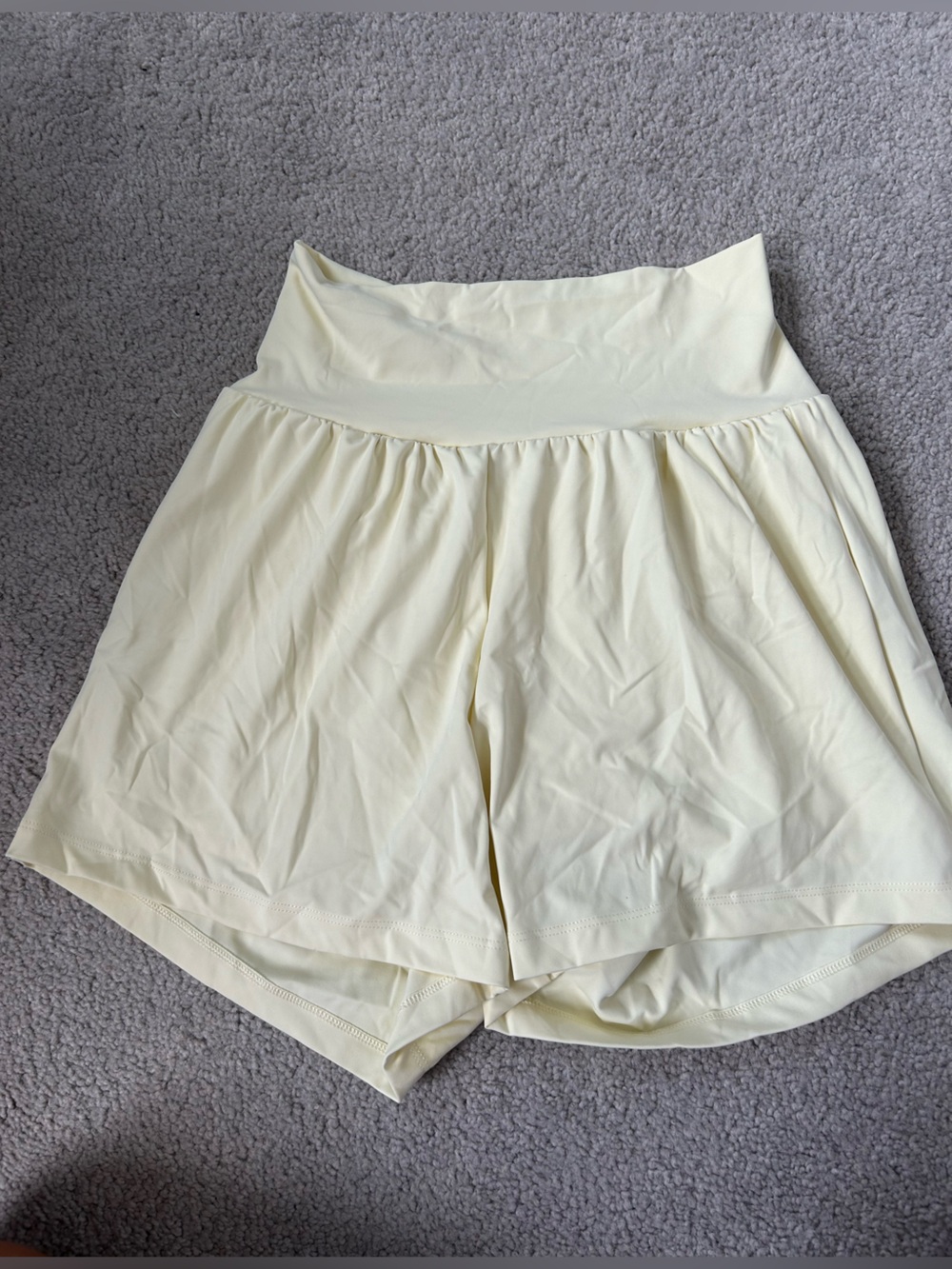 HALARA - yellow shorts workout shorts